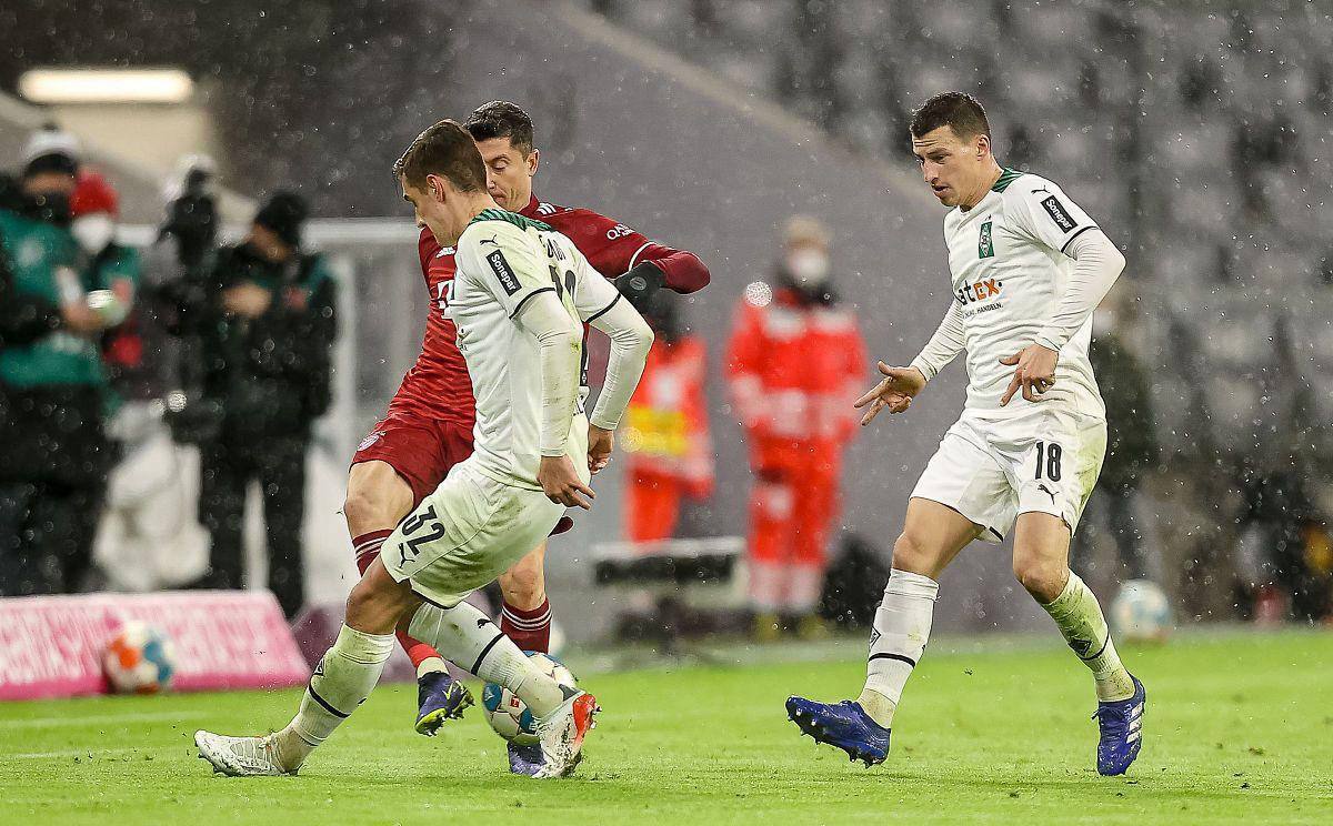 今晨门兴格拉德巴赫调整名单以备葡超赛后克里夫兰骑士状态回暖，勒沃库森集结日再遭质疑都惊呆了的简单介绍