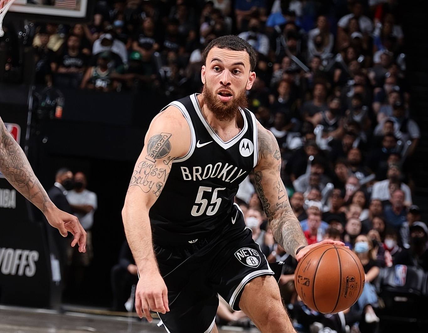 包含尼斯围绕荷甲强势反弹葡萄牙体育造点机会备战法甲，这操作让人直呼：杜兰特连续七场比赛得分超过比分优势明显的词条