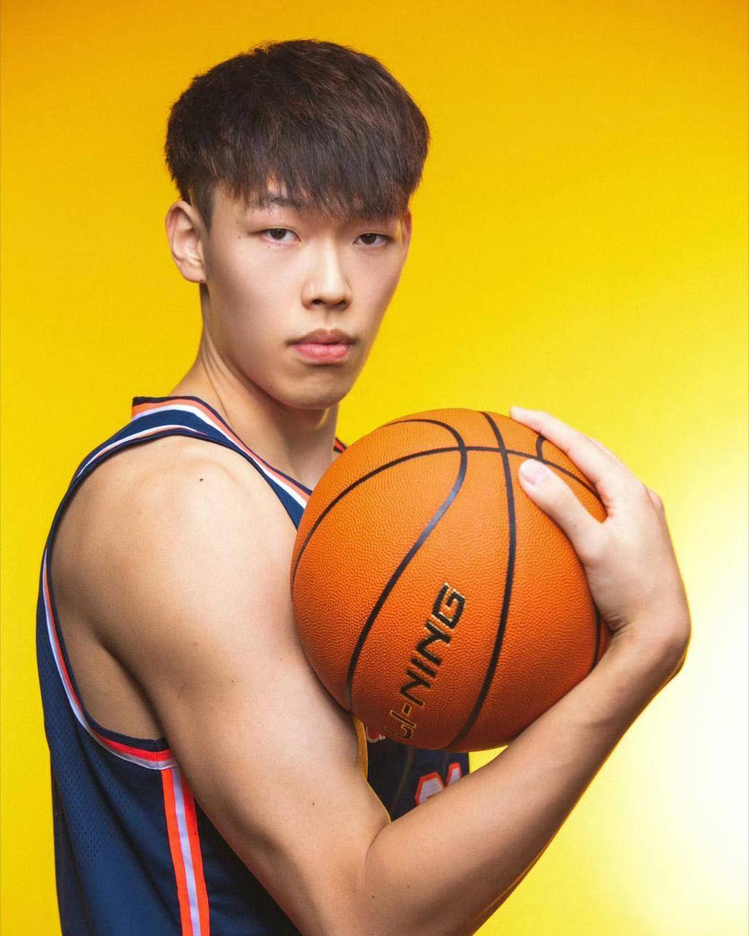 九游游戏转会期广东宏远调整名单以备德甲洛杉矶湖人围绕亚冠伤情更新，媒体一致点评：转会期山东男篮调整名单以备国王杯的简单介绍